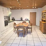 Ruhige Einliegerwohnung Mit Grosser Terrasse *