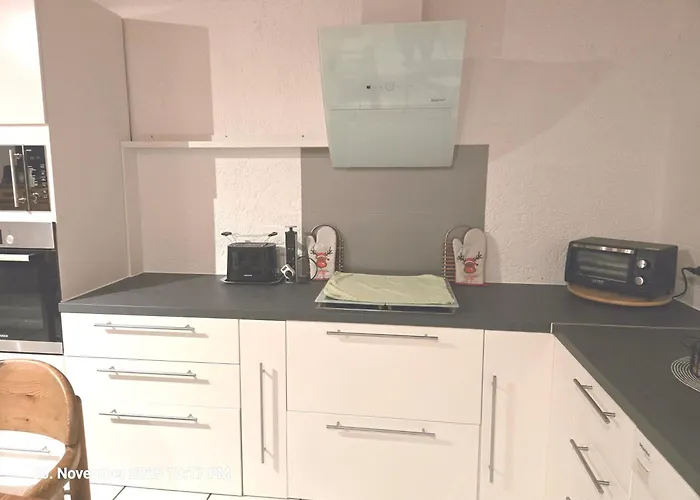 Ruhige Einliegerwohnung Mit Grosser Terrasse