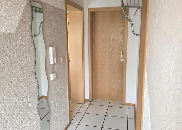 Daire Ruhige Einliegerwohnung Mit Grosser Terrasse *